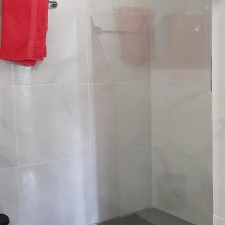 Del Ingles بلايا ديل إنغلز